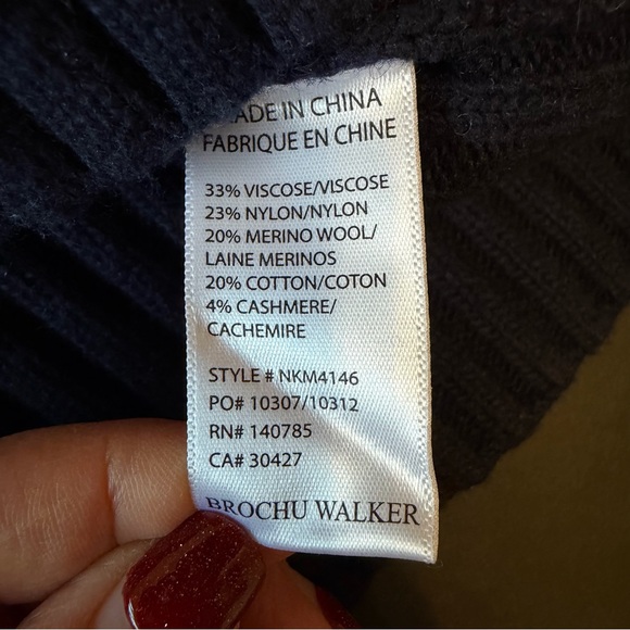 BROCHU WALKER CY Striped crewneck Sweater cream and navy blue, size XS - Picture 14 of 14